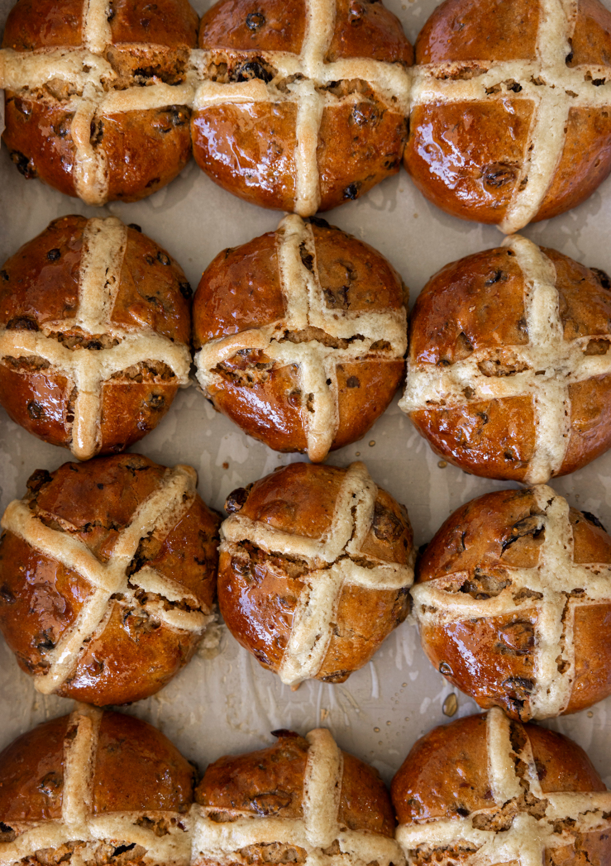 Traditional Fruit Hot Cross Buns