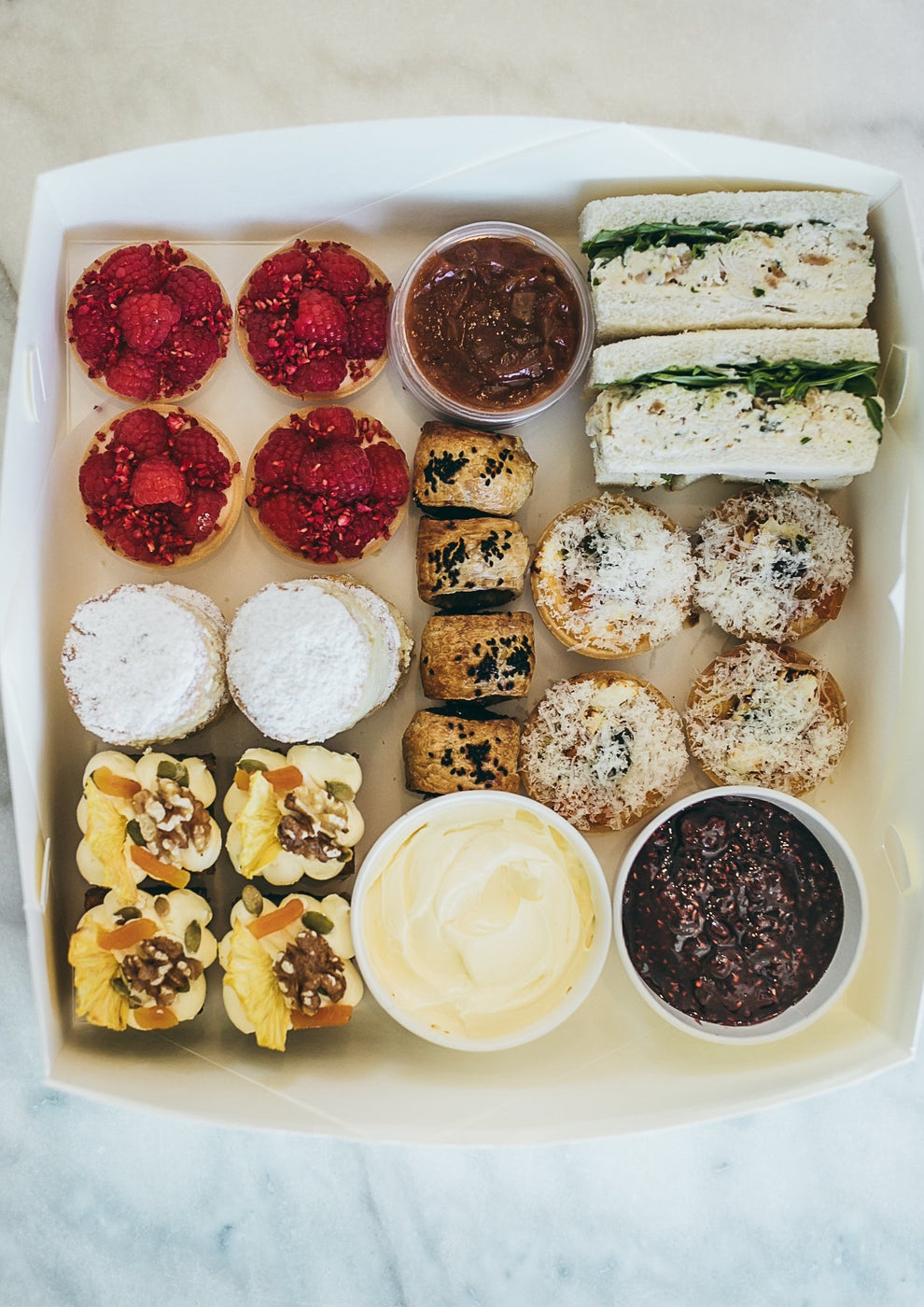 High Tea Box – Frank & Harri